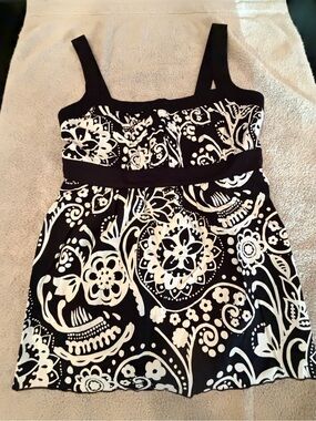 dressbarn Black and White Print Halter Top